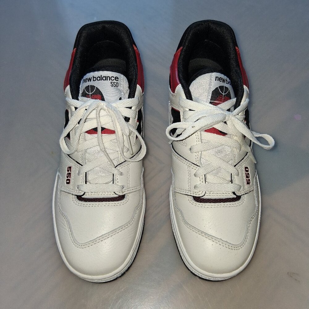 New Balance Men's 550 Sneakers Like NEW in Box 8.5 Cream White Blk Red